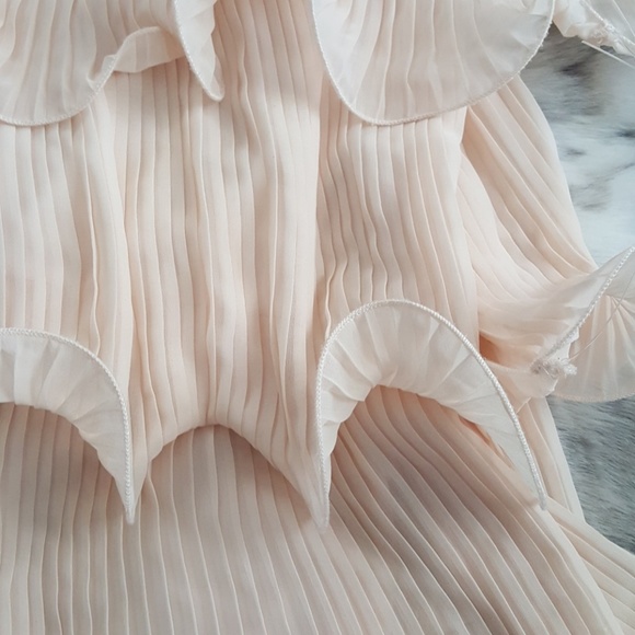 Blush tiered, pleated faux chiffon dress - Picture 2 of 4